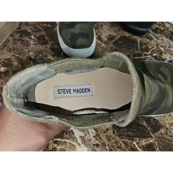 Steve Madden Women's Fashion Hidden Wedges Camouflage Slip-on Green Shoe Size... - Picture 9 of 12